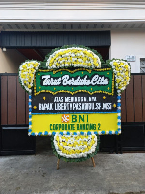 Papan Bunga Duka di Peusangan Selatan